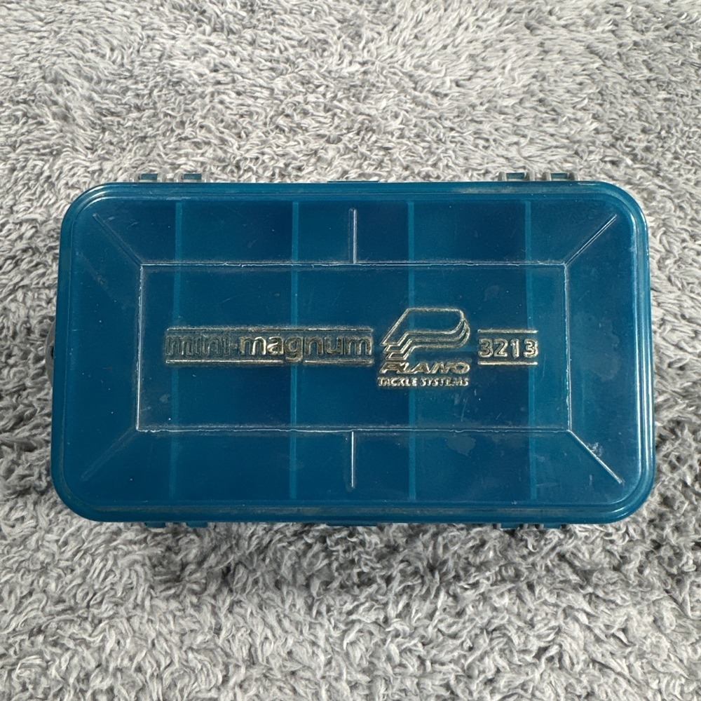 Vintage PLANO Mini Magnum 3213 2-Sided Pocket Tackle Box Organizer Blue/Grey